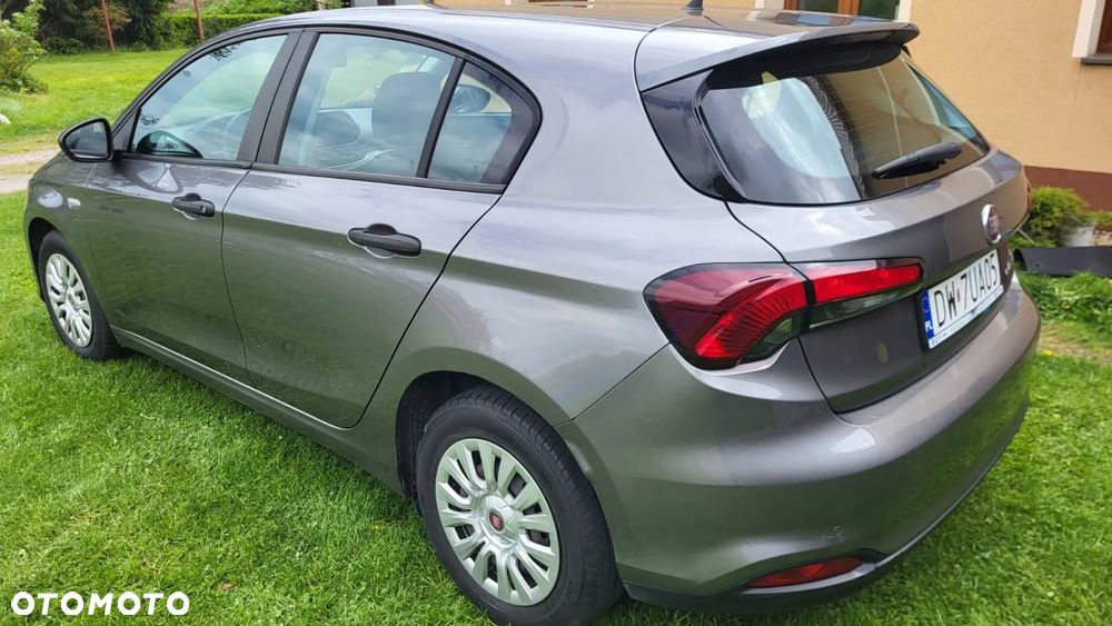 Fiat Tipo 1.4 T-Jet 16v Easy - 9