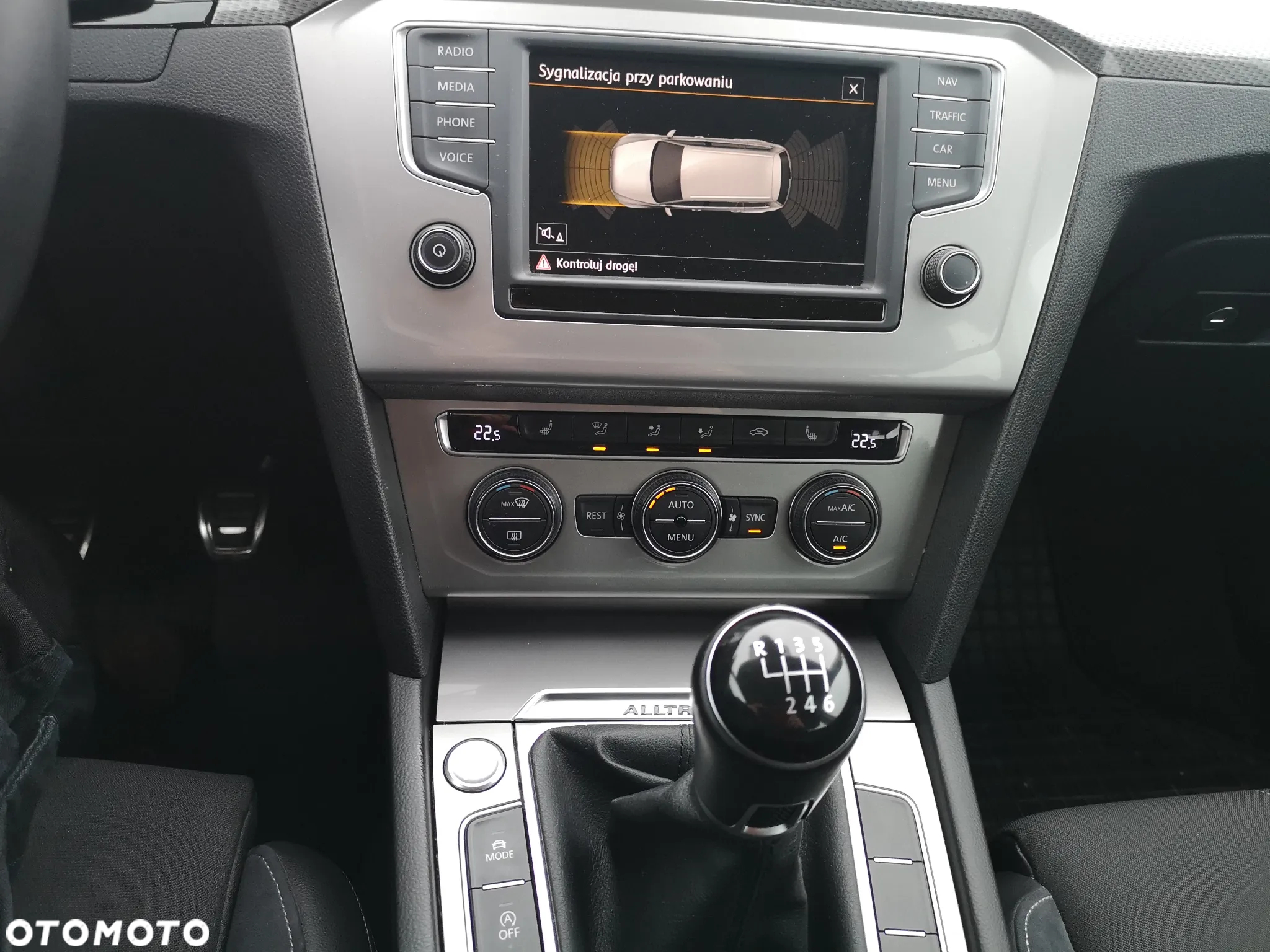 Volkswagen Passat - 22