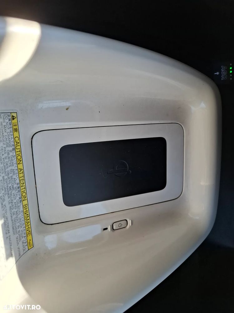 Toyota Prius - 18