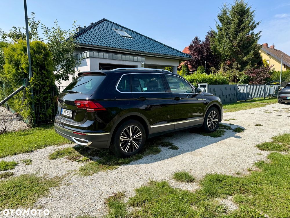 Volkswagen Tiguan - 11