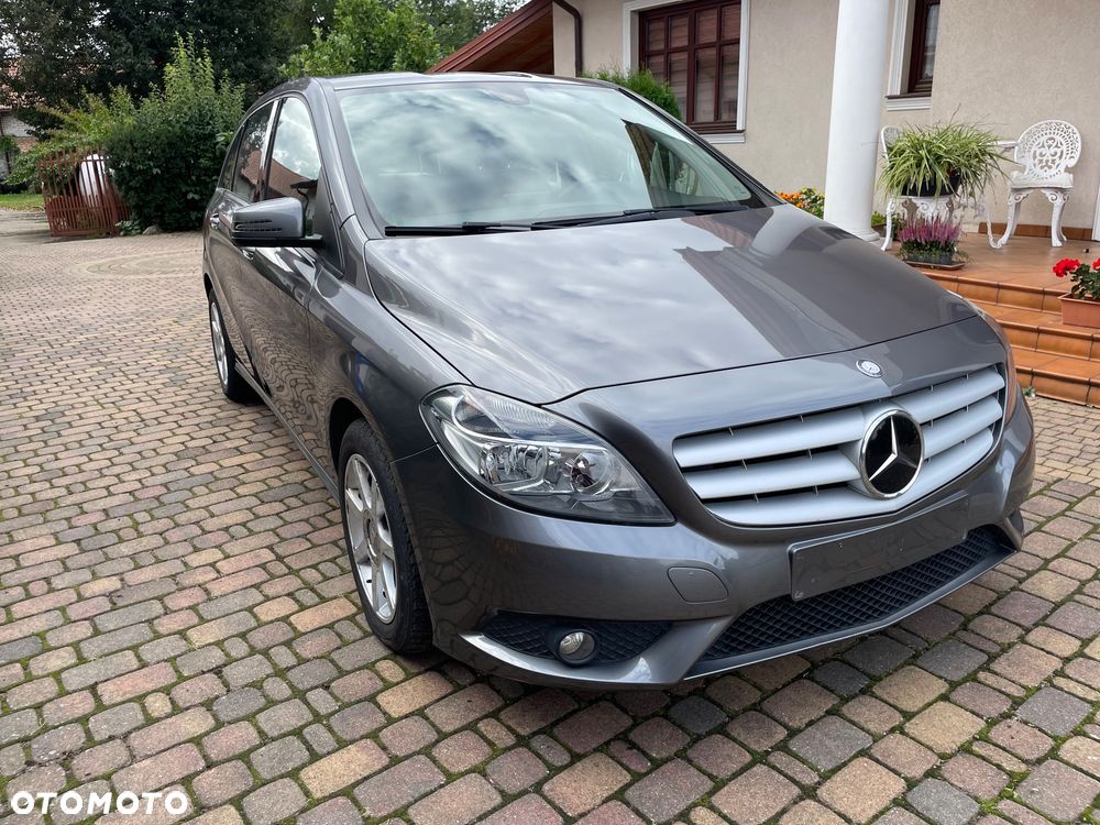 Mercedes-Benz Klasa B 180 d BlueEFFICIENCY Edition - 23