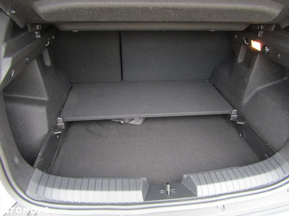 Dacia Duster 1.6 Full Hybrid 140 Journey MMT - 28