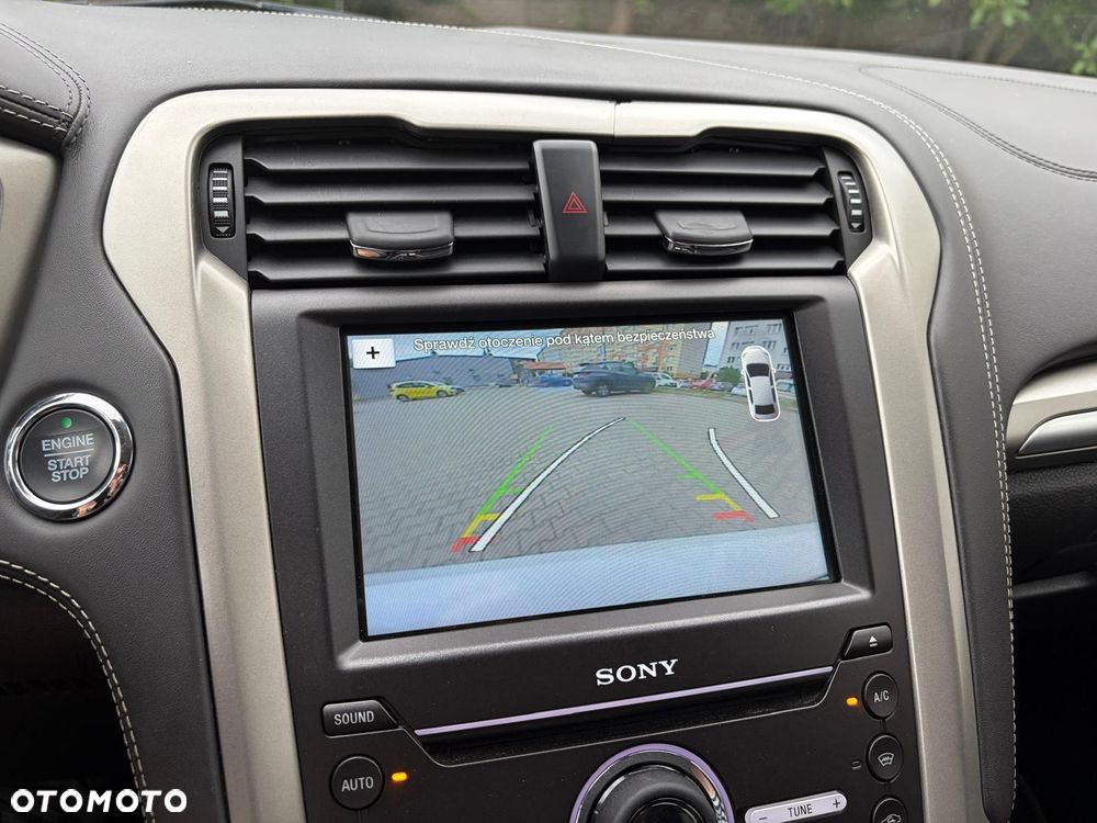 Ford Mondeo 2.0 Hybrid Vignale - 31
