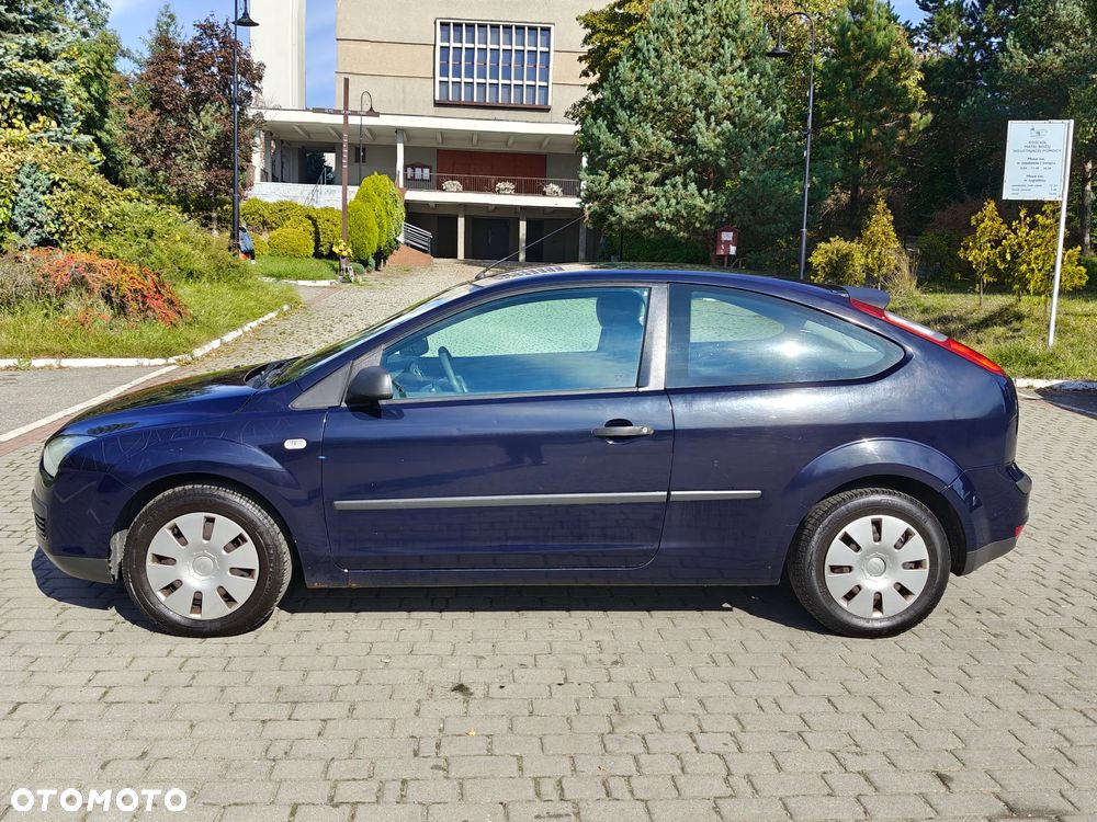 Ford Focus 1.4 Ambiente - 9