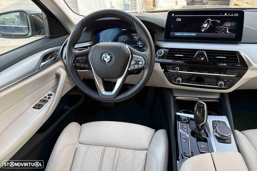 BMW 530 e - 5