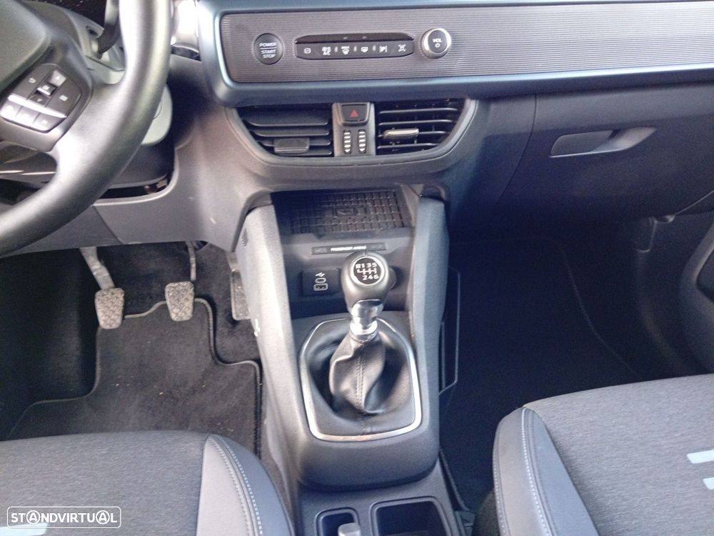 Ford Tourneo Courier 1.0 EcoBoost Active — fotografia 11