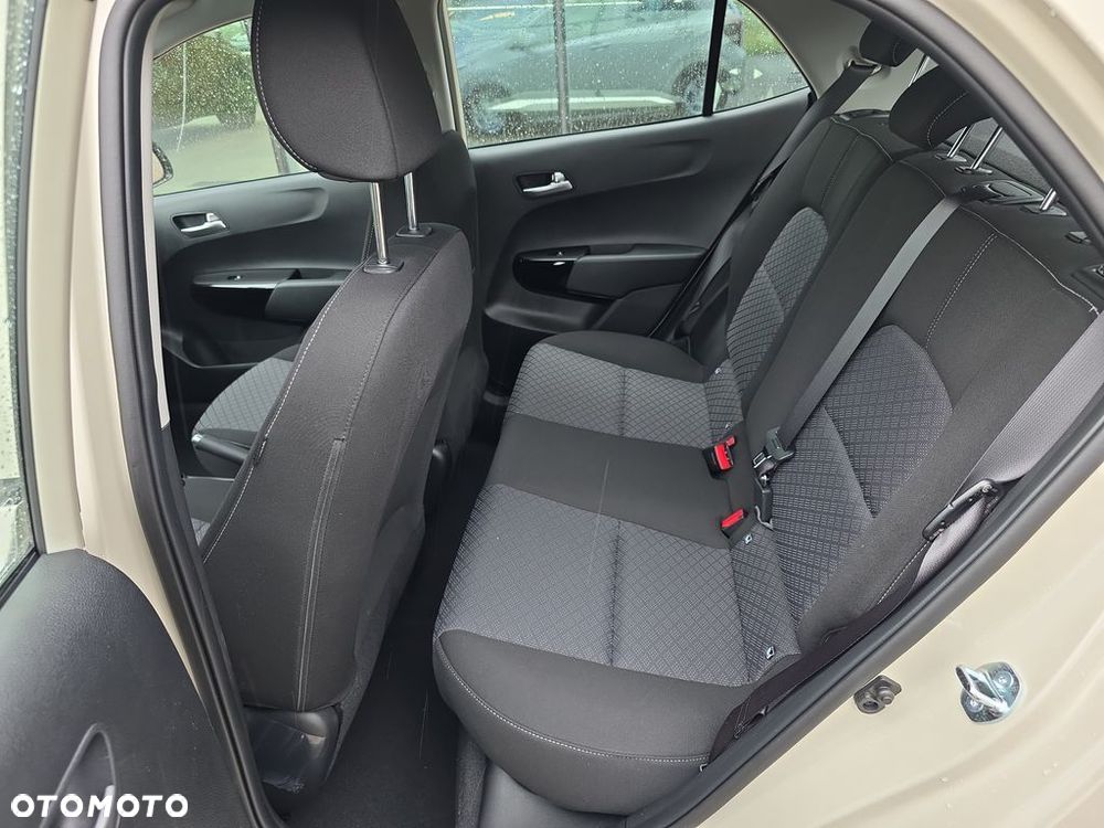 Kia Picanto 1.0 DPI L - 12