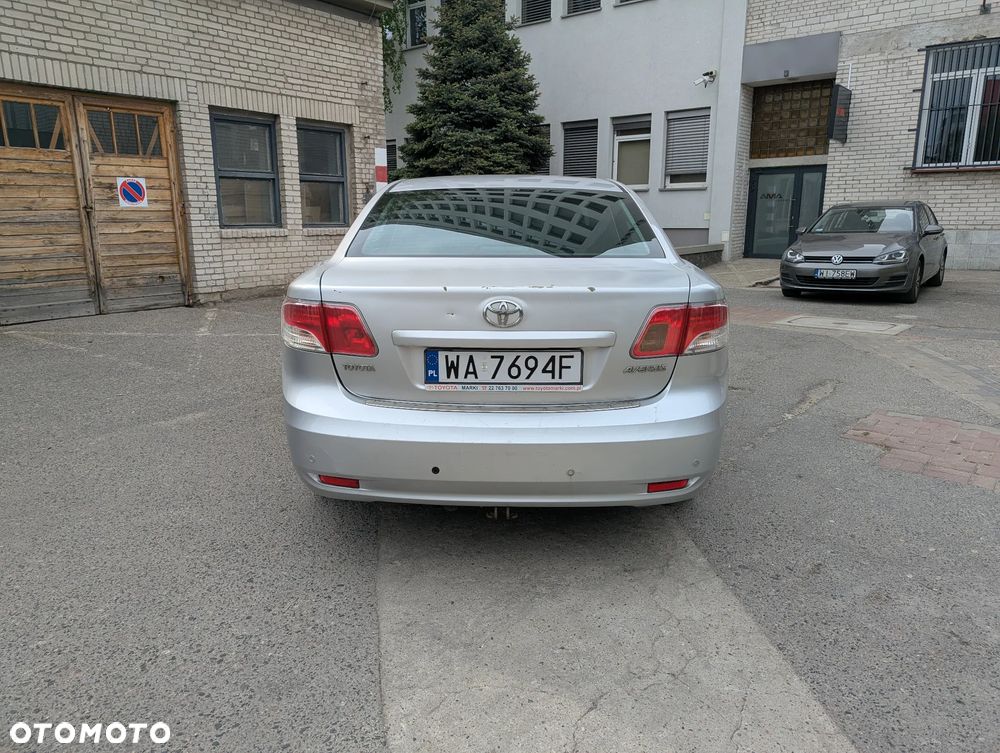 Toyota Avensis 1.8 Sol plus - 6