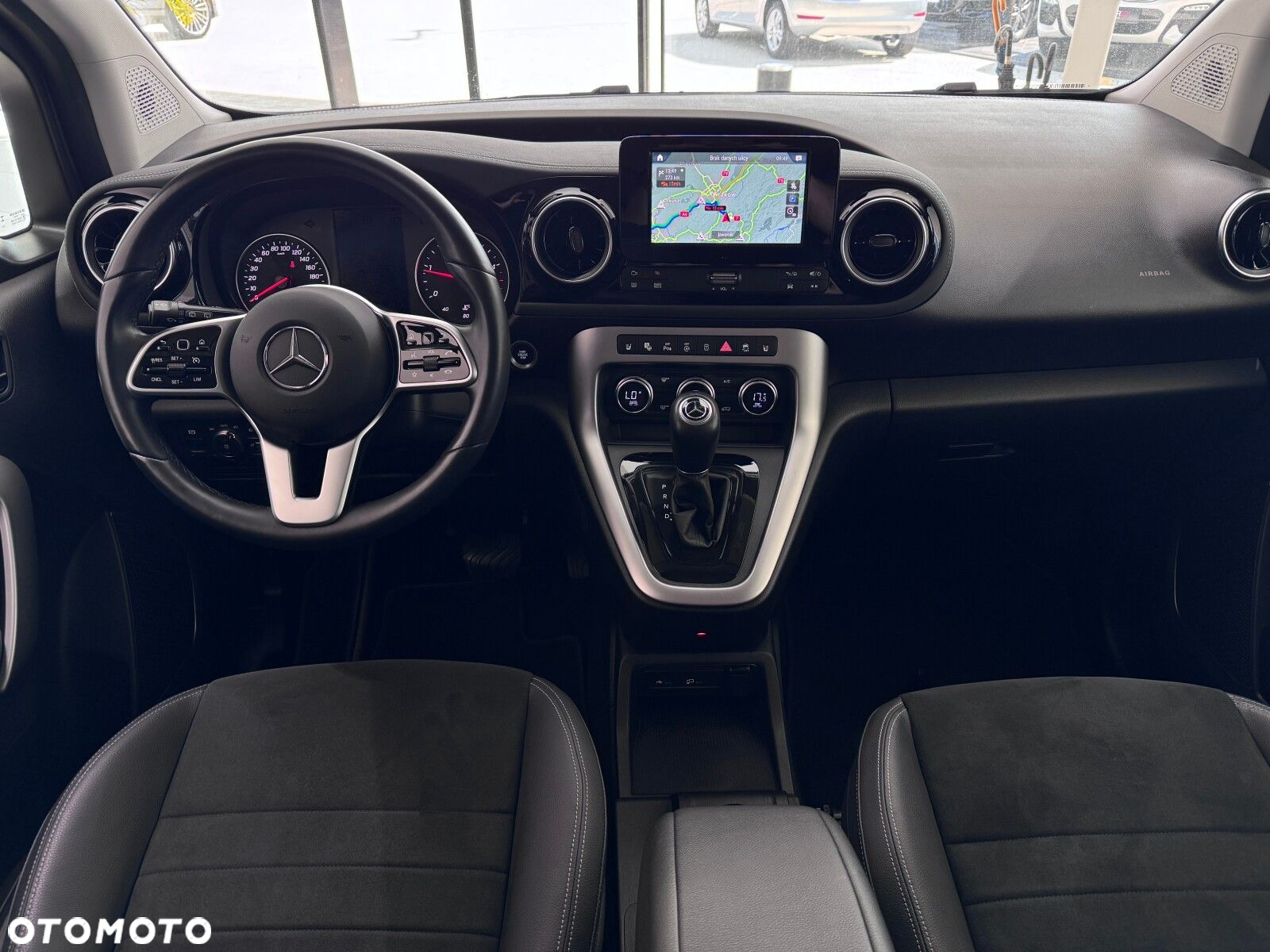 Mercedes-Benz Klasa T 180 d Progressive - 14
