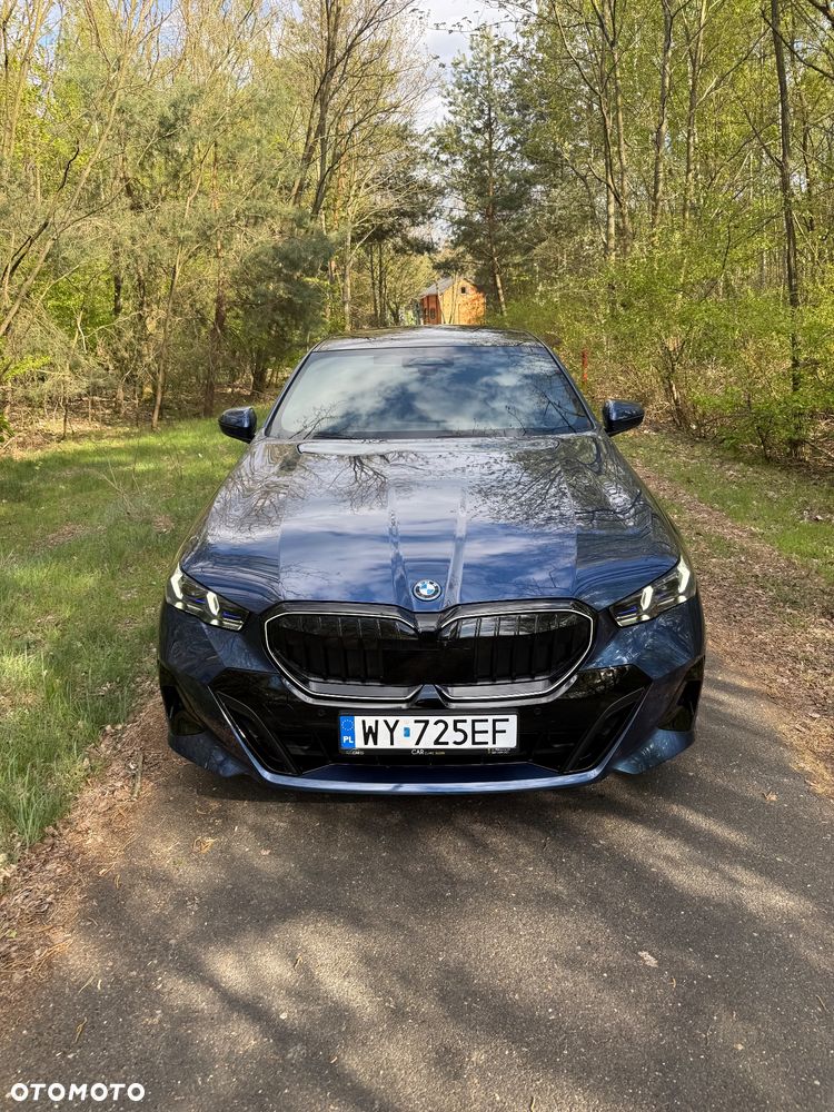 BMW Seria 5 550e xDrive PHEV M Sport - 28