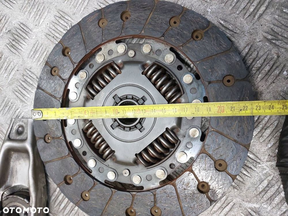 SPRZĘGŁO TARCZA + DOCISK + ŁOŻYSKO OPOROWE VOLKSWAGEN POLO III 6N 1.9 TDI - 8