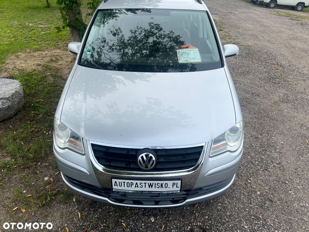 Volkswagen Touran - 15