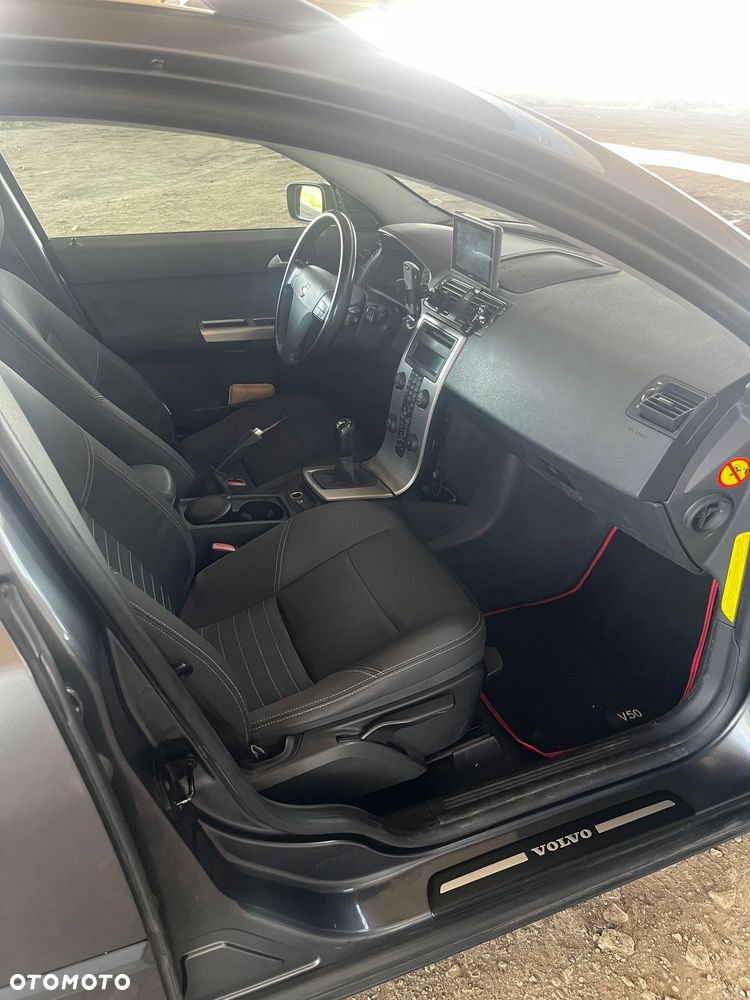 Volvo V50 1.8 Momentum - 8