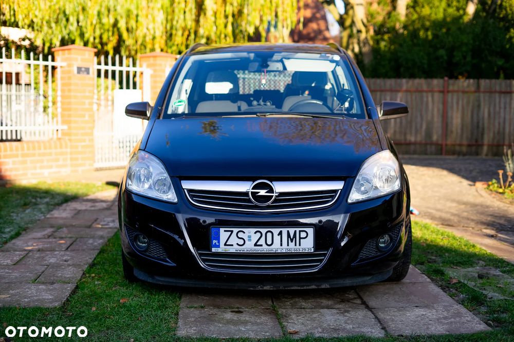 Opel Zafira 1.9 CDTI Essentia - 8
