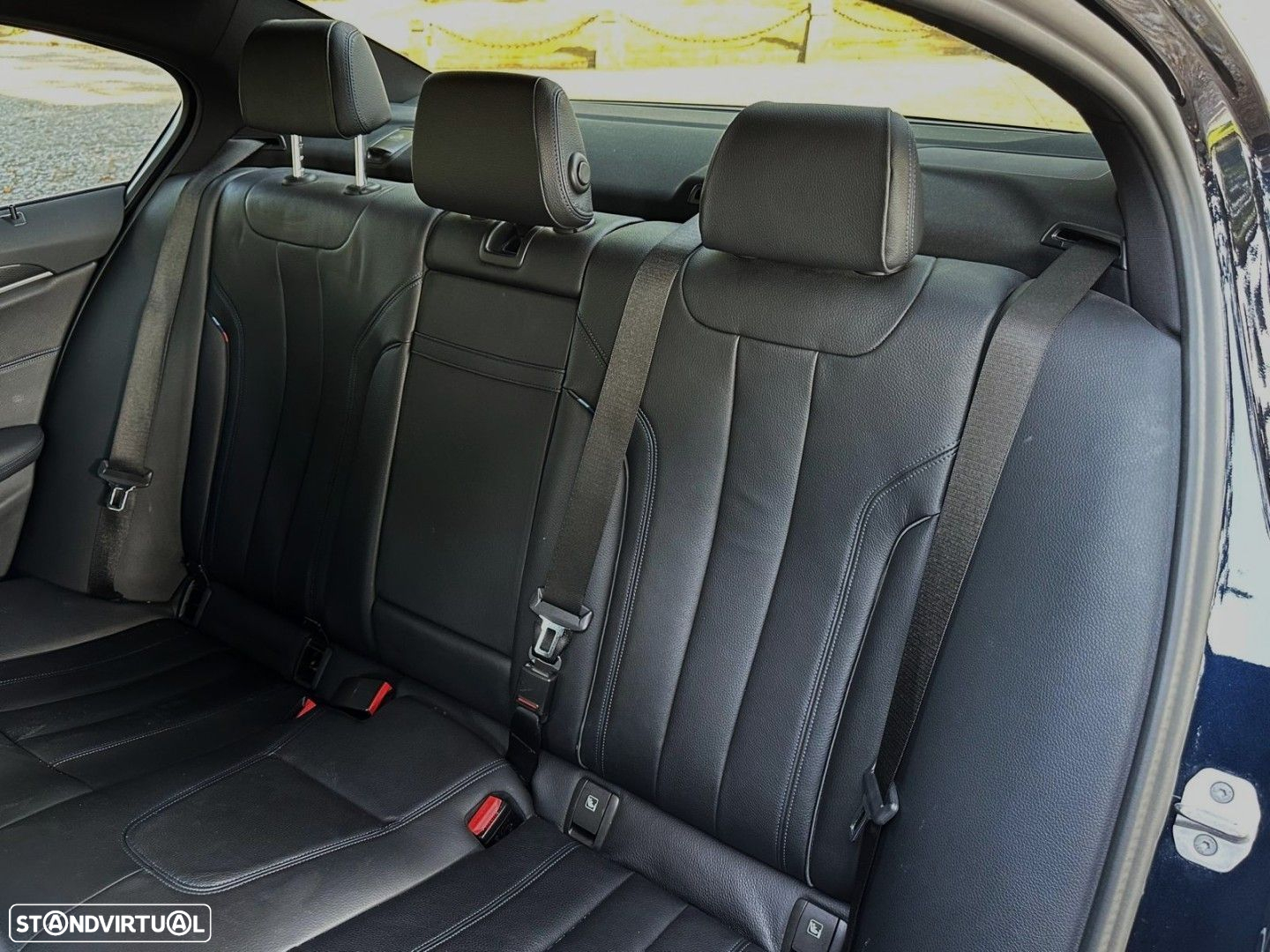 BMW 530 e Pack M - 40