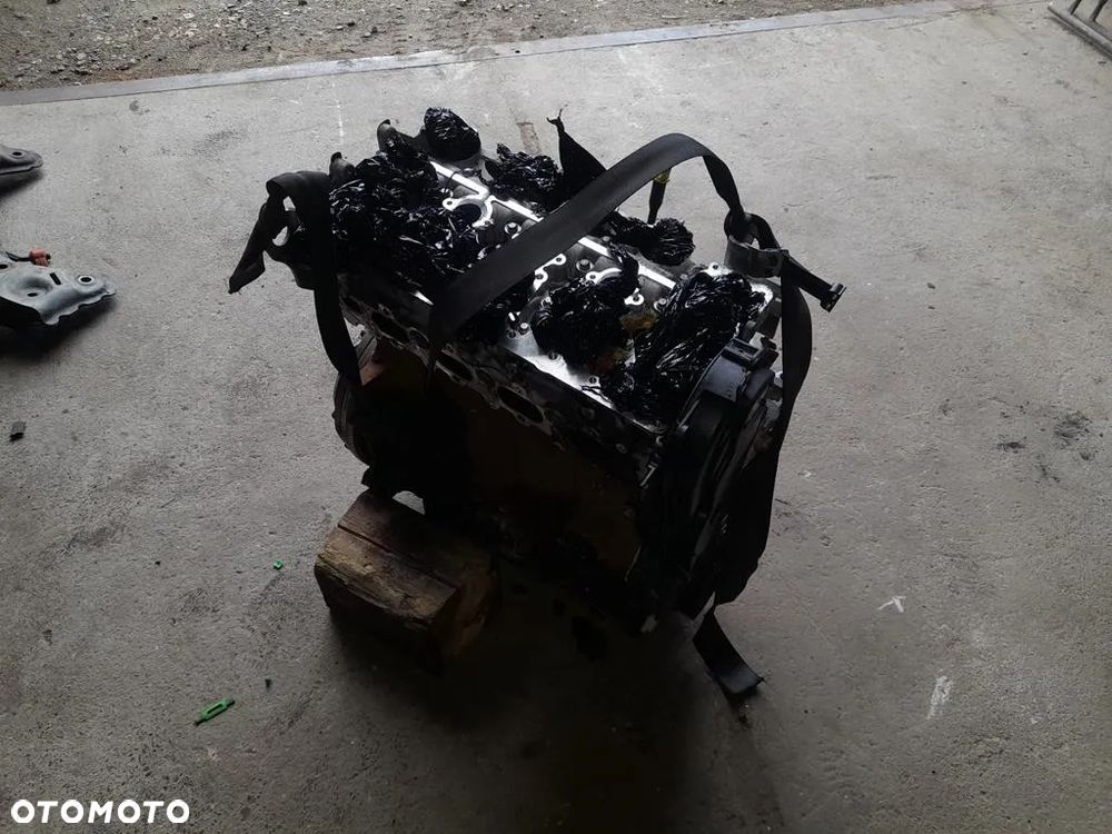 Silnika AV4Q Ford FOCUS MK3 C-MAX 2.0 TDCI - 6