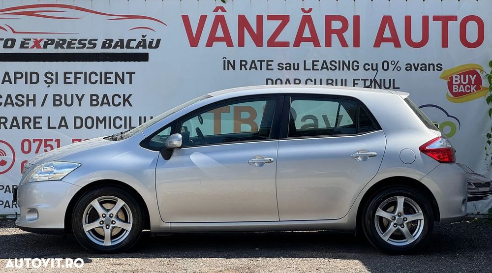 Toyota Auris 2.0 D-4D DPF Sol - 16