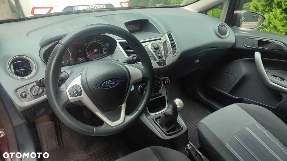 Ford Fiesta 1.25 Champions Edition - 6