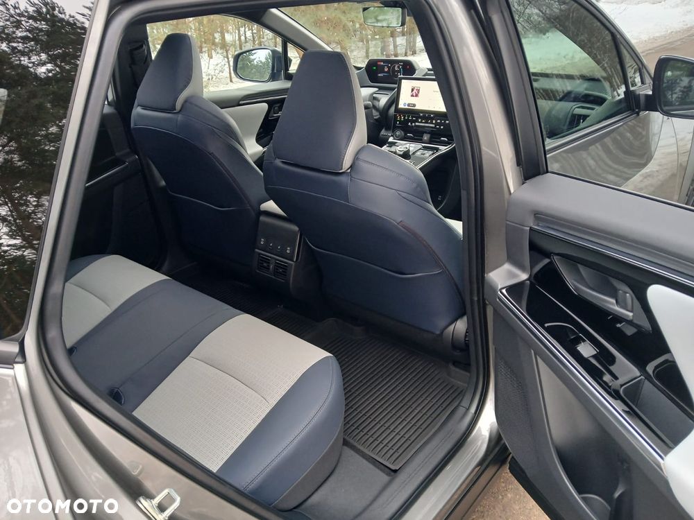 Subaru Solterra 71.4kWh Platinum Plus - 9