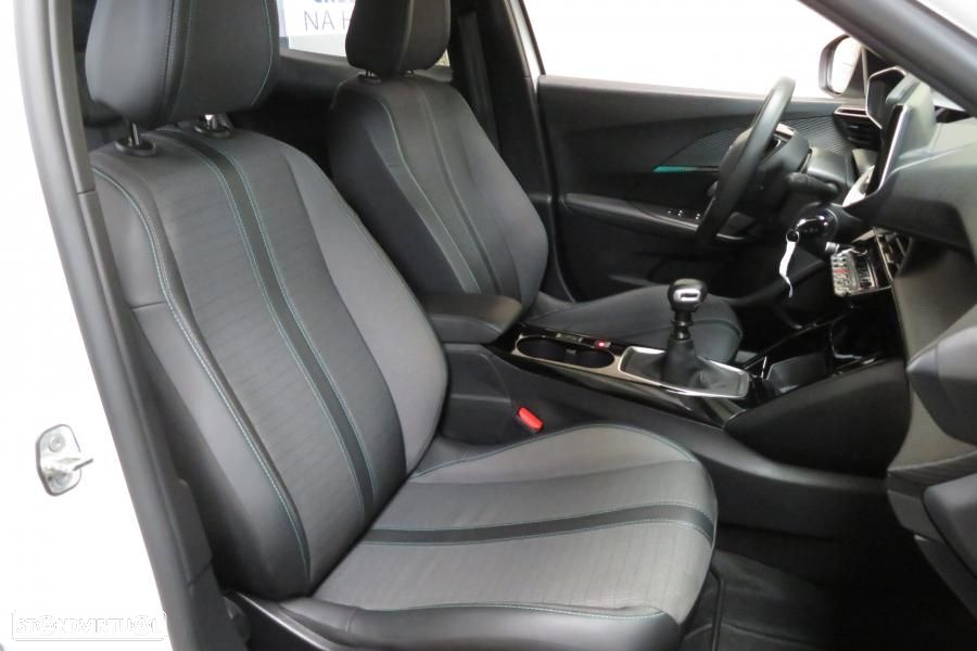 Peugeot 2008 1.2 PureTech Allure Pack - 14