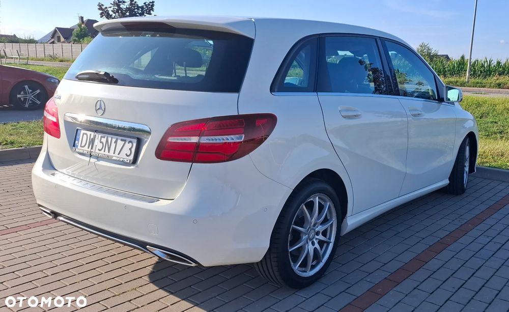 Mercedes-Benz Klasa B 180 7G-DCT Urban - 5