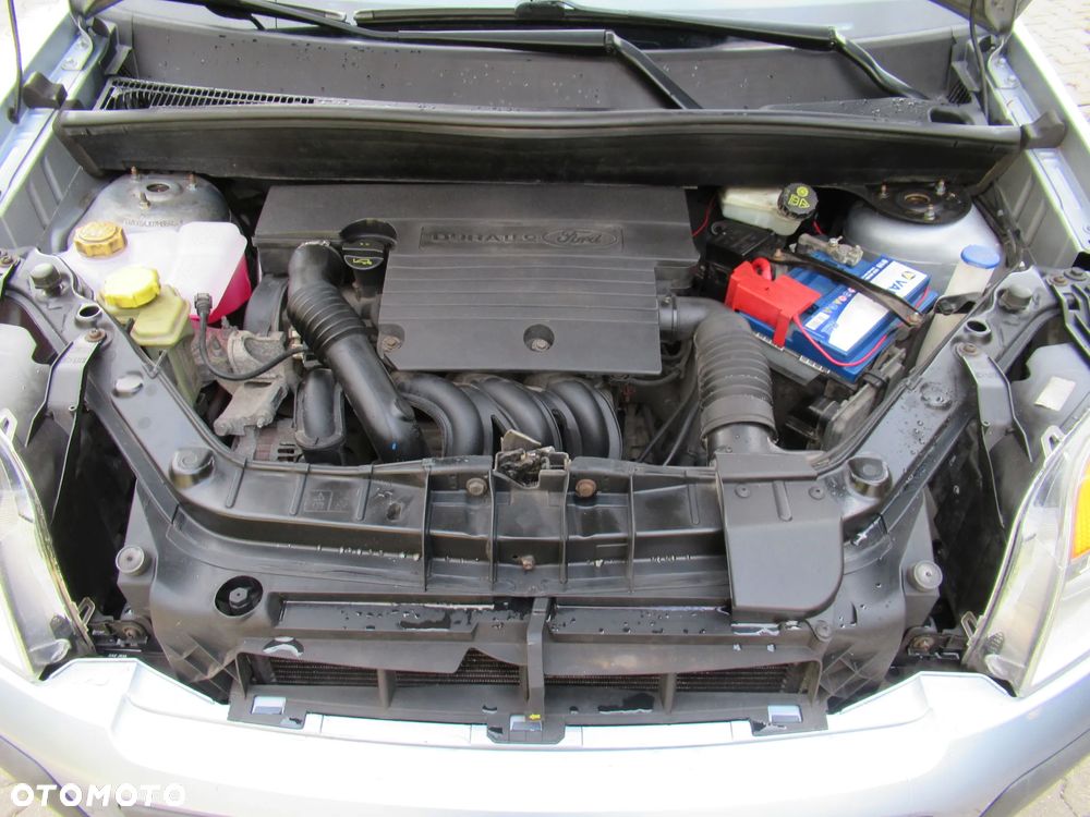 Ford Fusion 1.4 + - 39