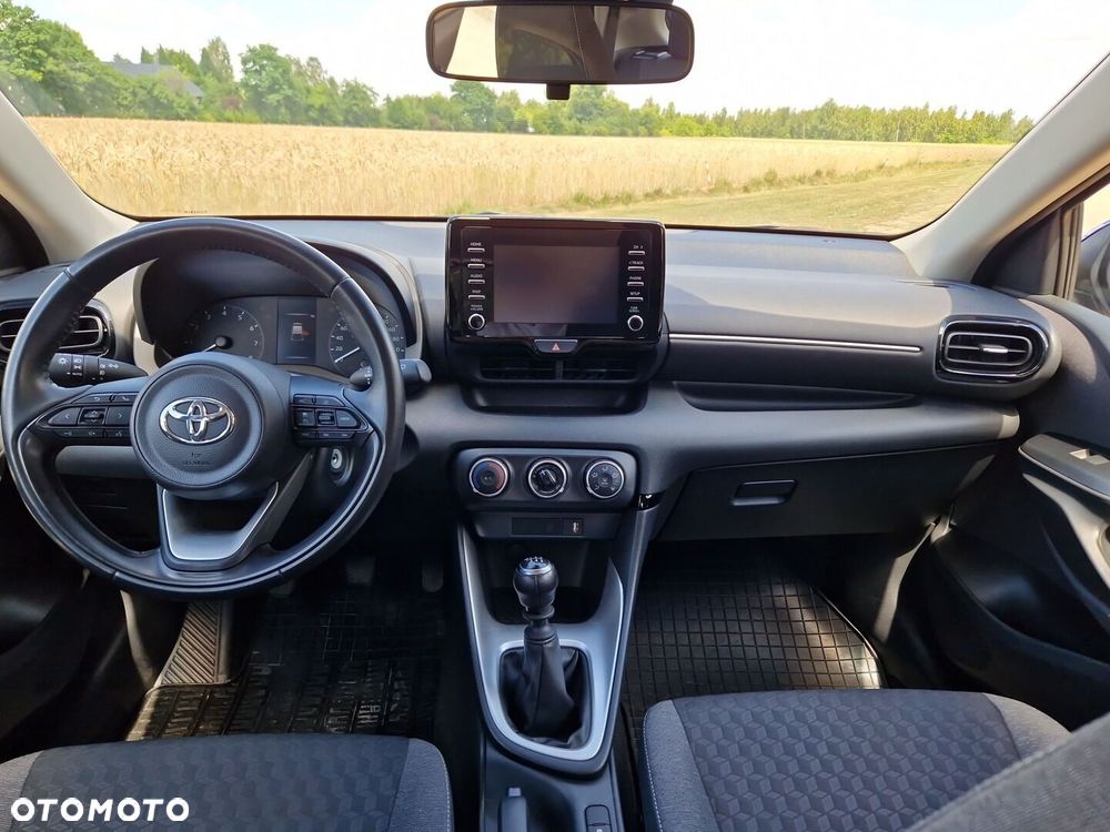 Toyota Yaris - 11