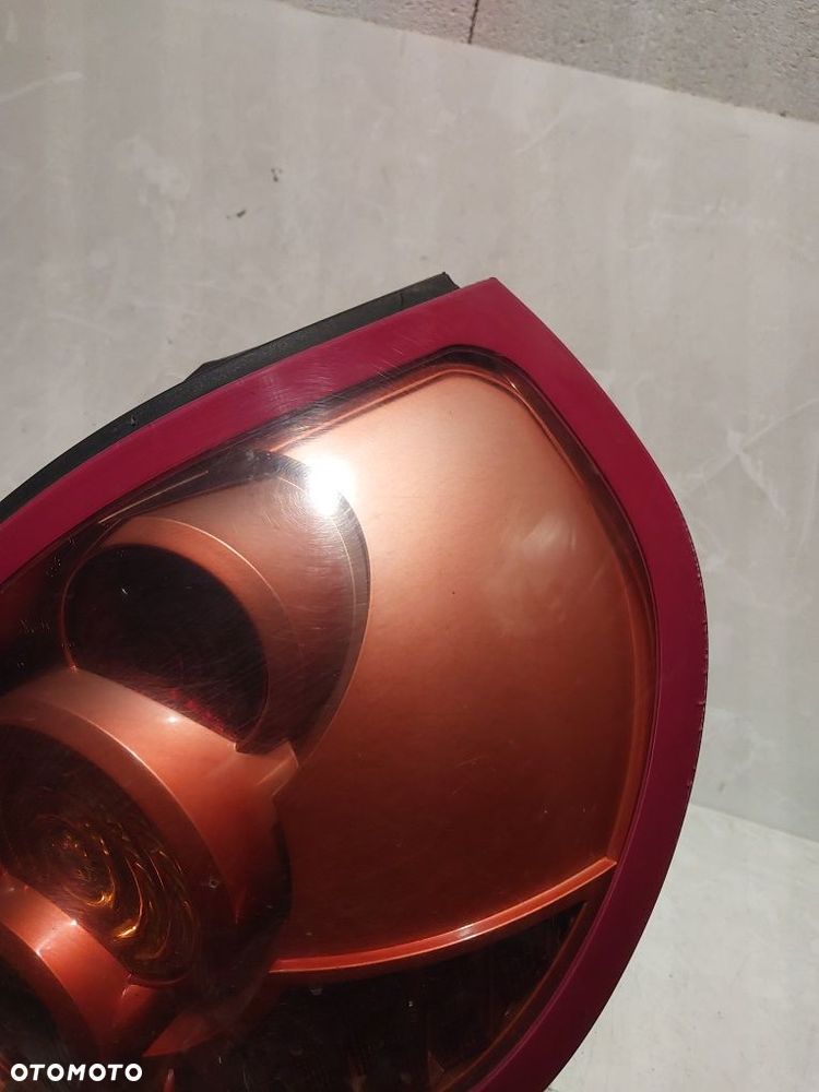 Nissan almera N16 N 16 lift prawa tylna lampa prawy tył HB hatchback - 5