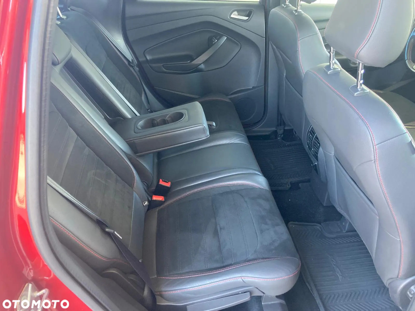 Ford Kuga 2.0 TDCi AWD ST-Line - 21
