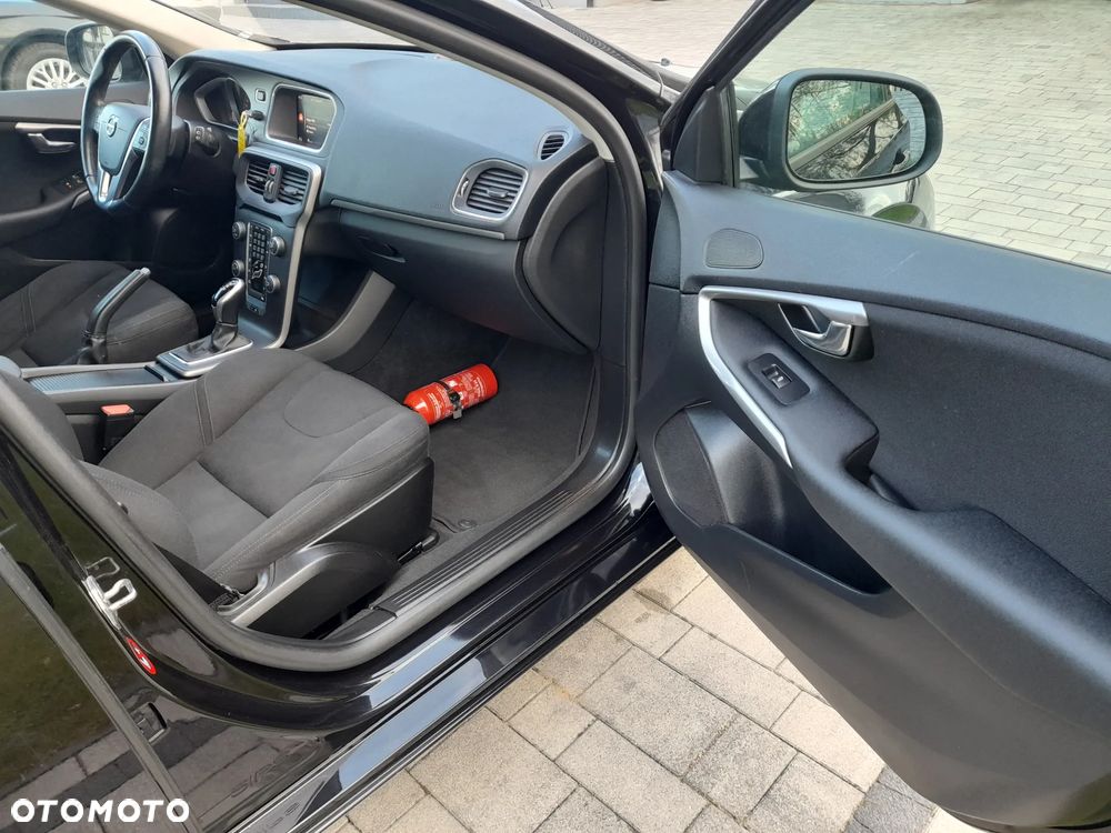 Volvo V40 D2 Geartronic Kinetic - 13