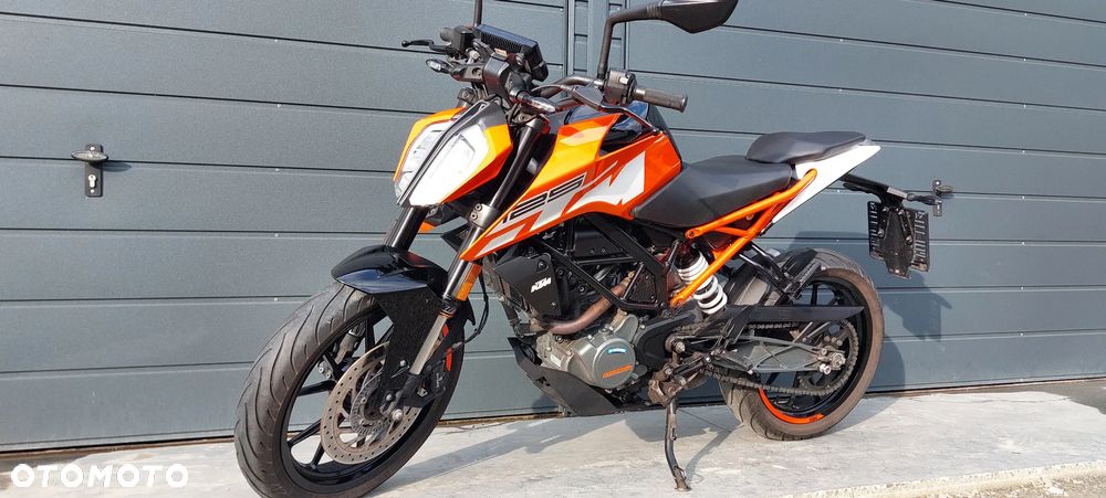 KTM Duke 125