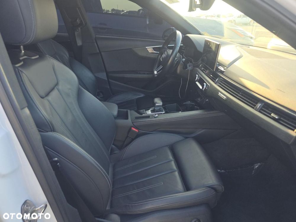Audi A4 Limousine - 9