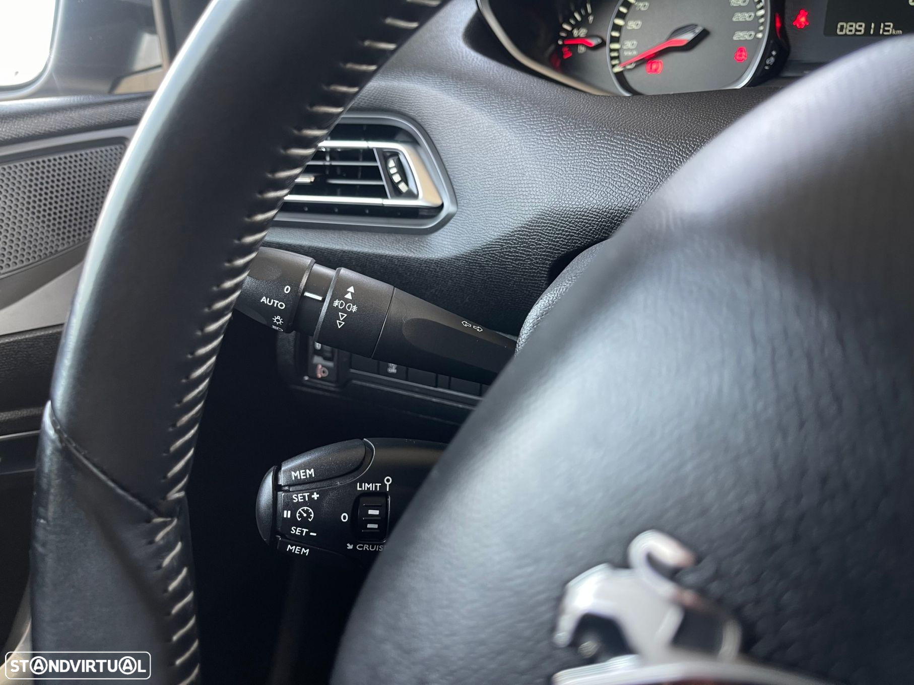 Peugeot 308 SW 1.5 BlueHDi Style - 14