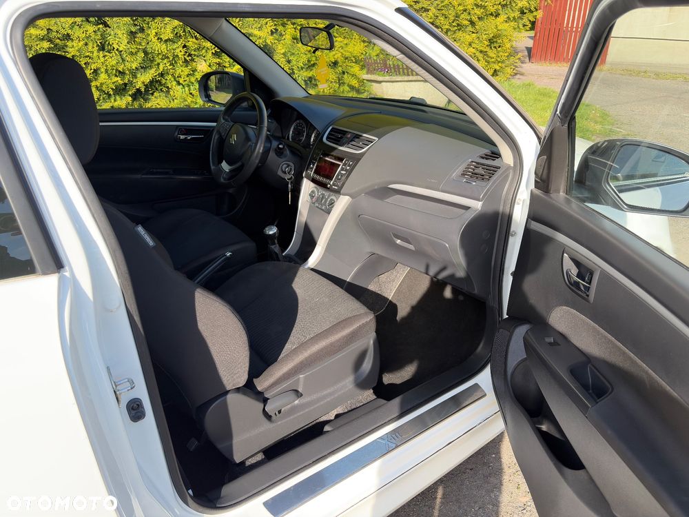 Suzuki Swift 1.2 Premium - 18