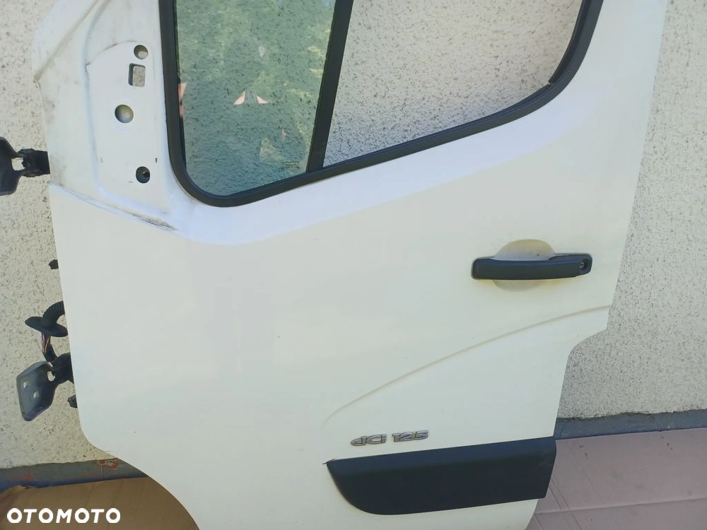 DRZWI PRZEDNIE LEWE RENAULT MASTER III 10- - 5