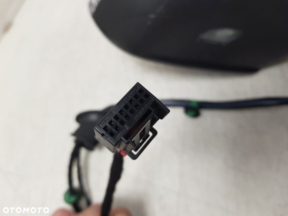 NOWE ORYGINALNE LUSTERKO PRAWE PASSAT B8 (7+2) 9PIN EUROPA 3G1857508FJ9B9 - 7