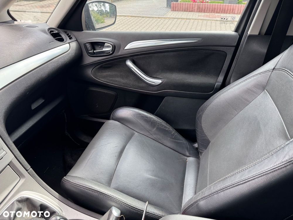 Ford S-Max - 18