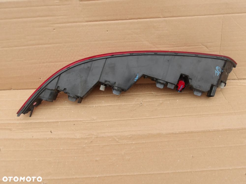 LAMPA TYL W ZDERZAK AUDI Q5 II 80A945070B 80A945069B - 24