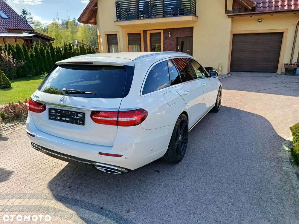 Mercedes-Benz Klasa E 220 d 9G-TRONIC - 2