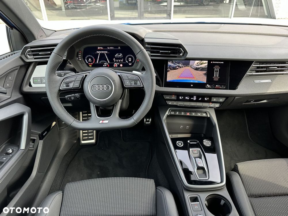 Audi A3 Sportback - 16