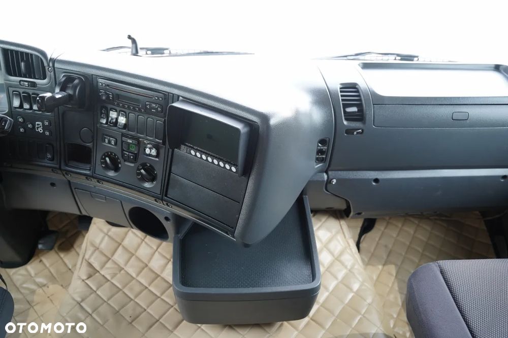 Scania R 420 / 4X2 / CHŁODNIA / SOLÓWKA  7,3 m / THERMO KING  / WINDA / EPS + SPRZĘGŁO / EURO 5 - 28
