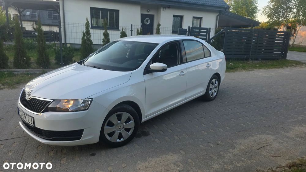 Skoda RAPID 1.0 TSI Active - 10