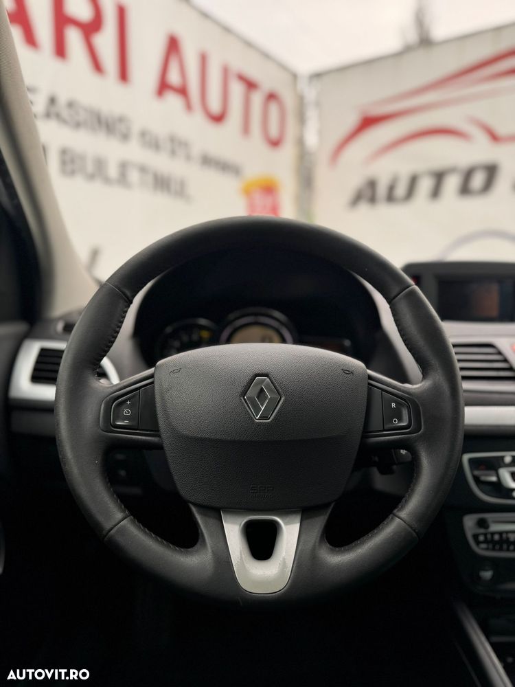 Renault Megane - 30