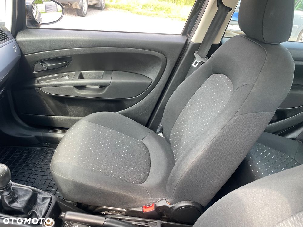 Fiat Punto 1.2 8V - 7