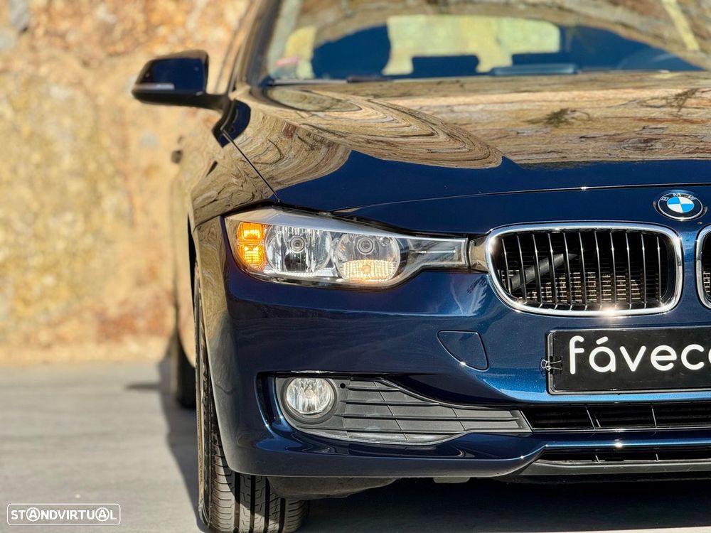 BMW 318 d Touring Auto - 39