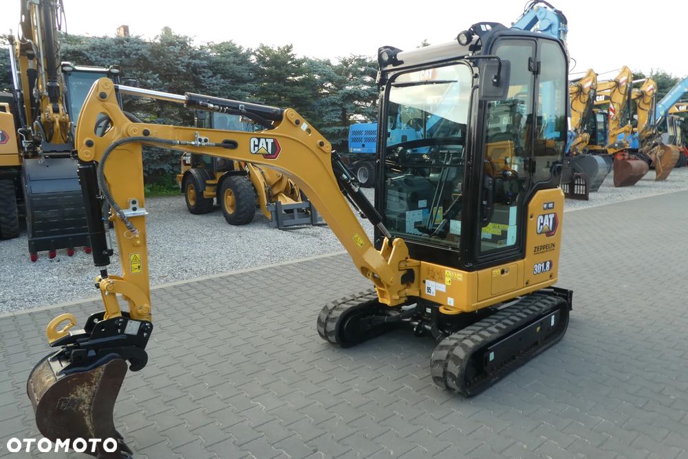 Caterpillar 301,8 KLIMATYZACJA - 10