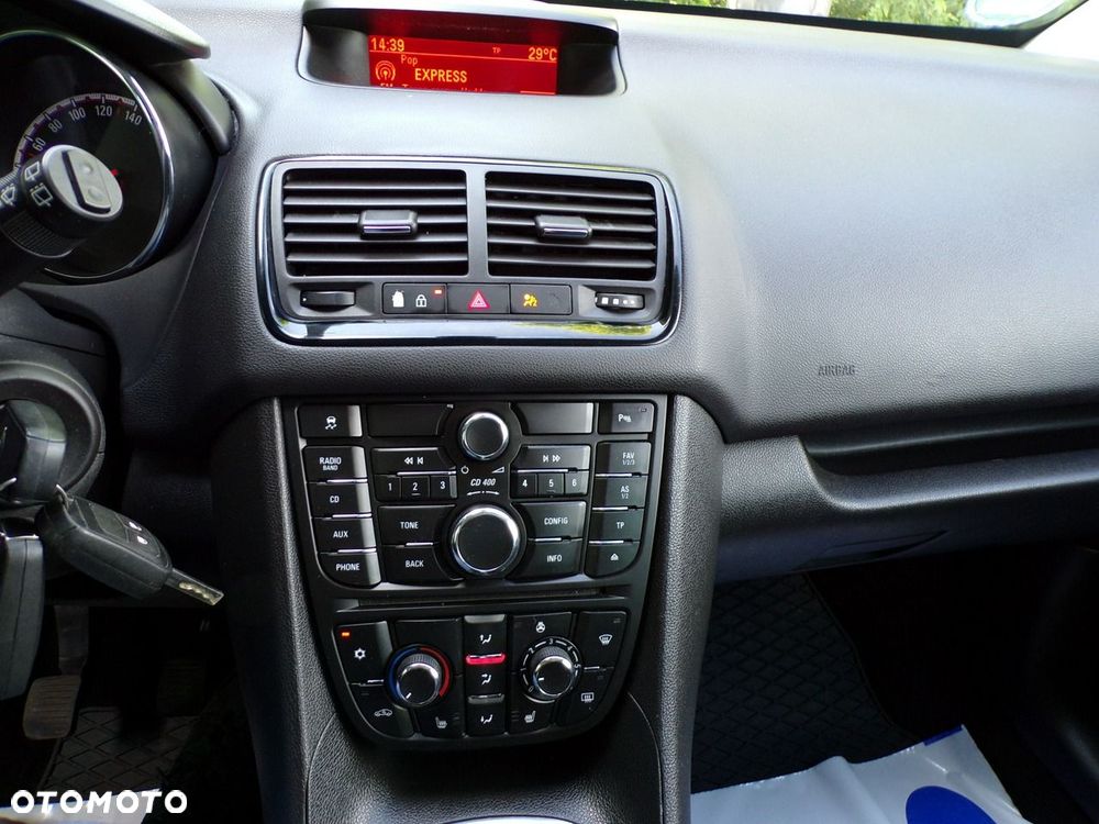 Opel Meriva - 17