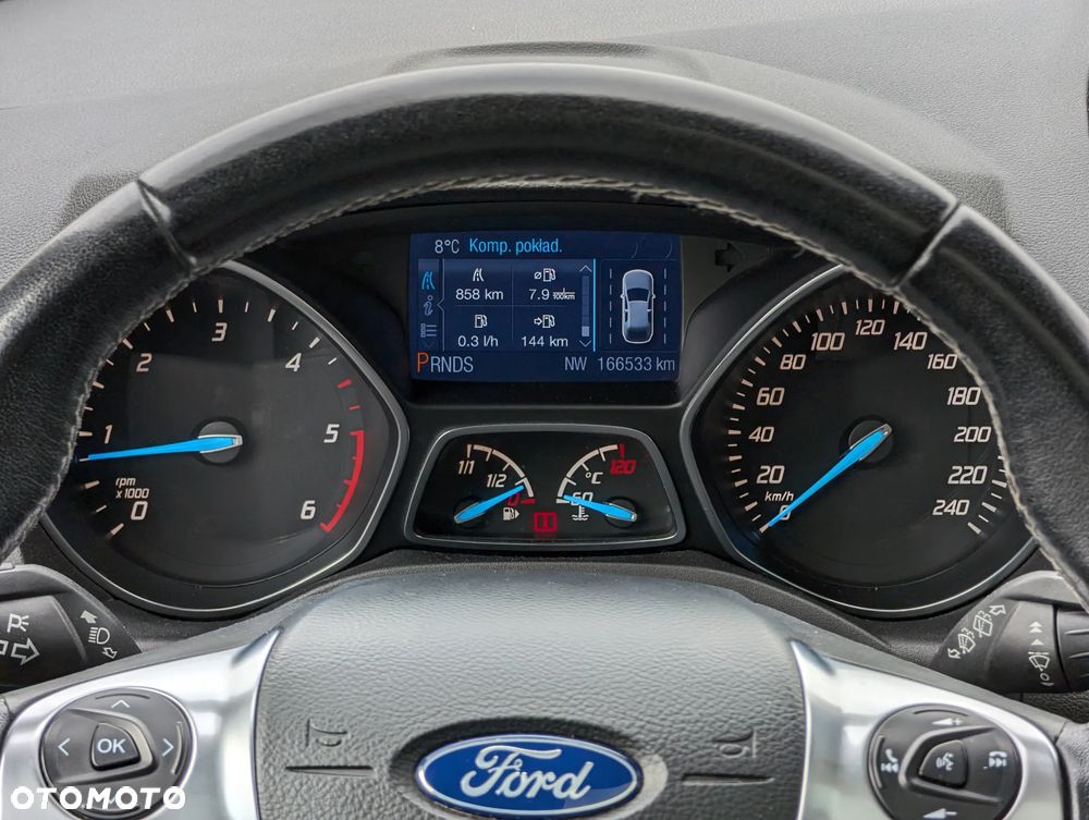 Ford Kuga 2.0 TDCi 4x4 Titanium - 26