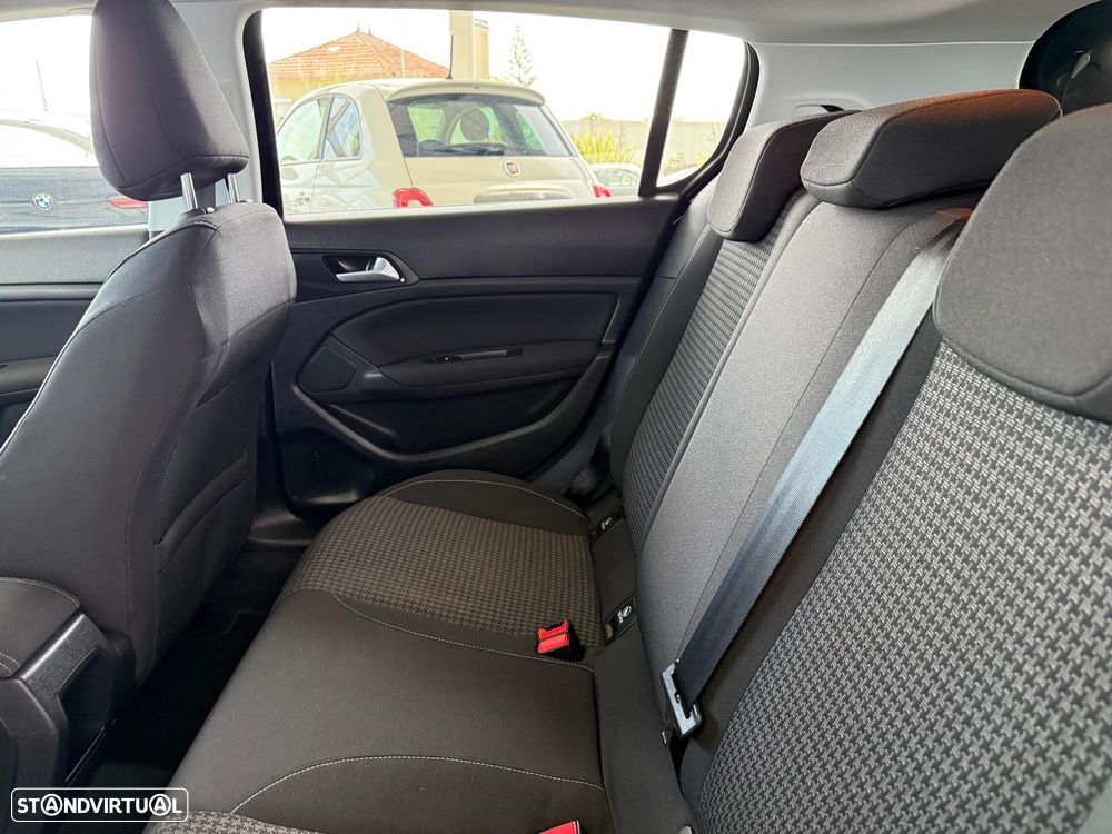 Peugeot 308 1.5 BlueHDi Active - 30