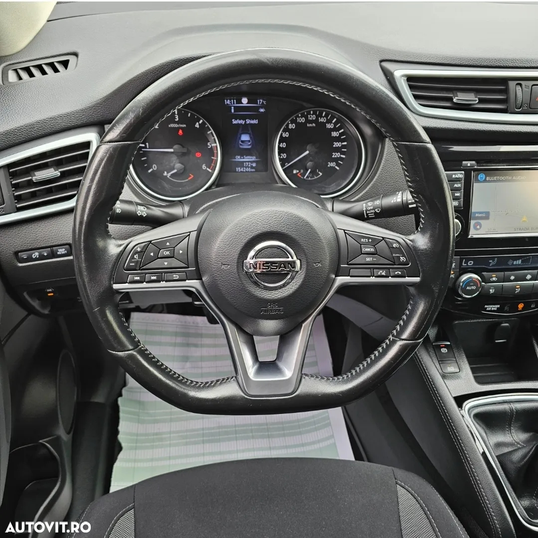 Nissan Qashqai 1.6L dCi Start/Stop 4X4-i N-Connecta - 15